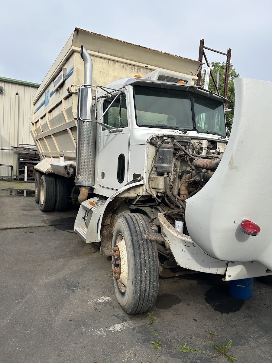 Mello Truck Repair