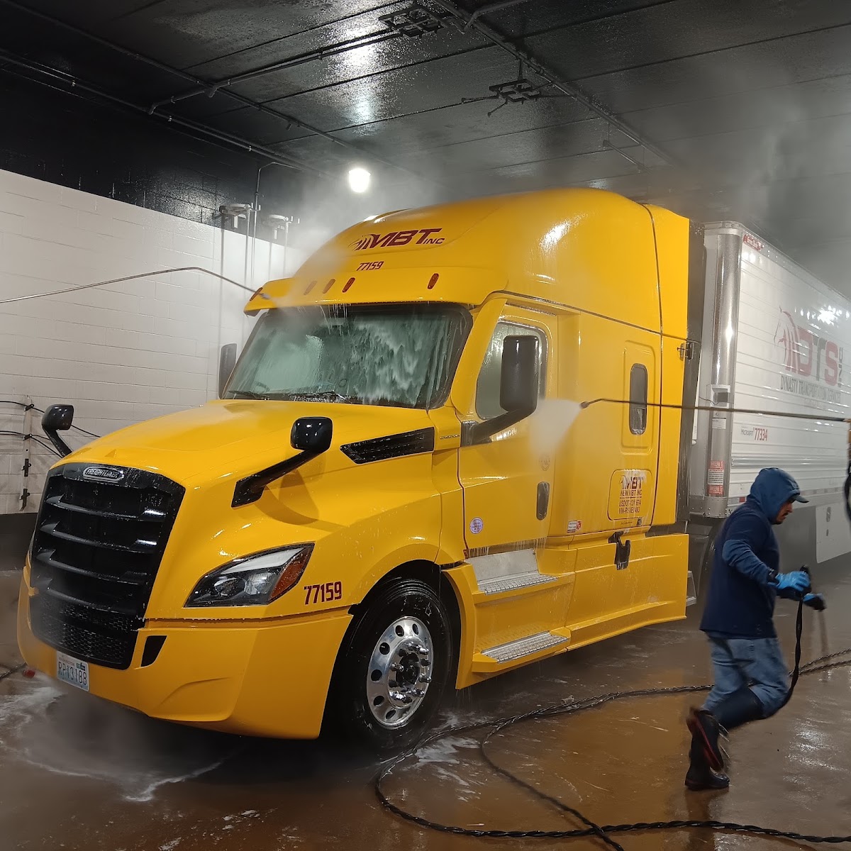Blue Beacon Truck Wash - Wheeler Ridge