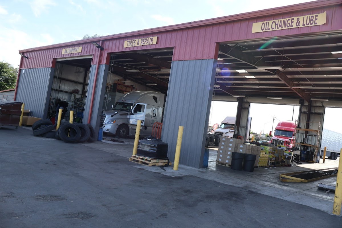 United Tires & Truck Repair work