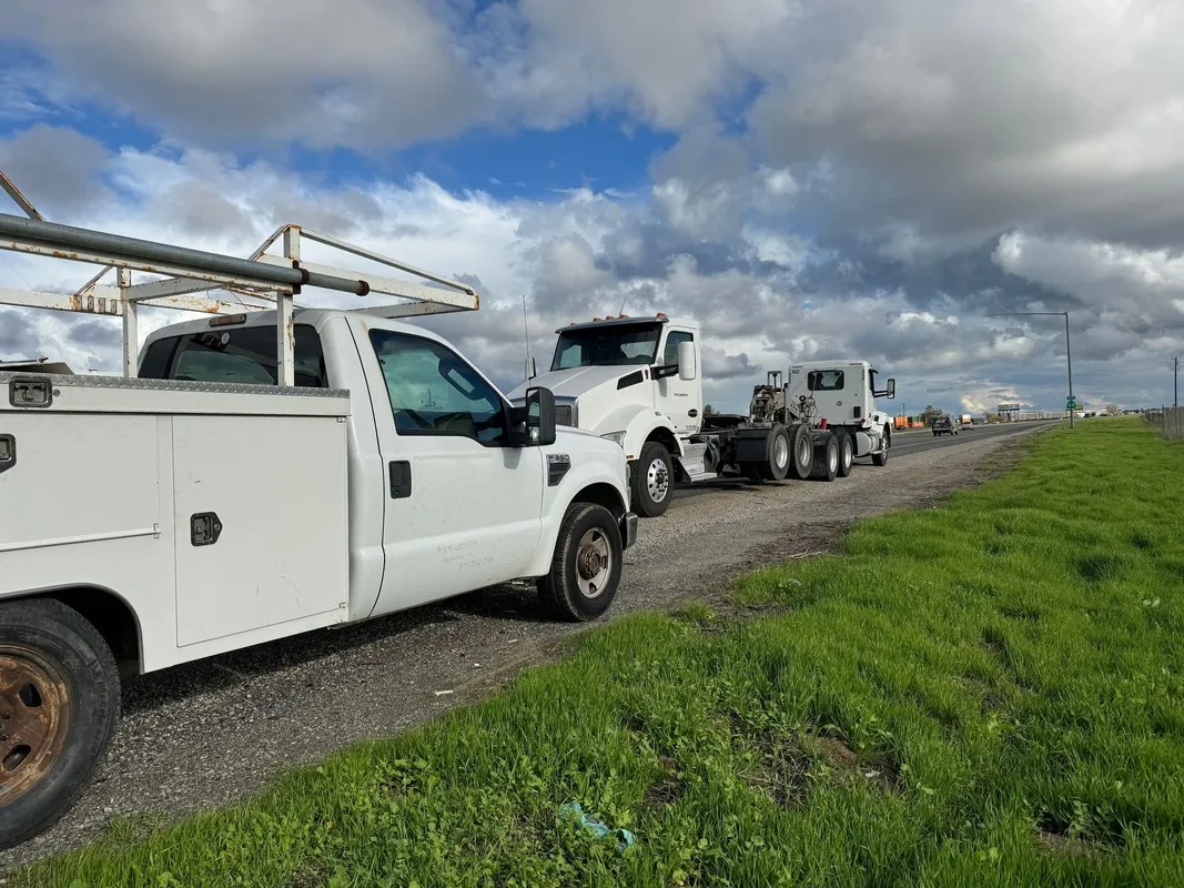 Top Source Truck and Trailer Repair LLC work