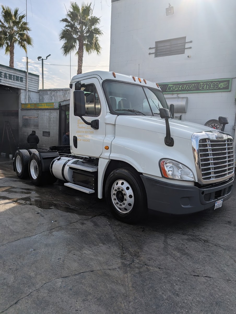 B J Truck Wash