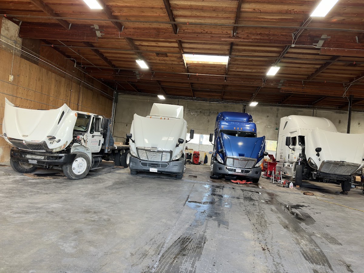 Sohal Truck & Tires work