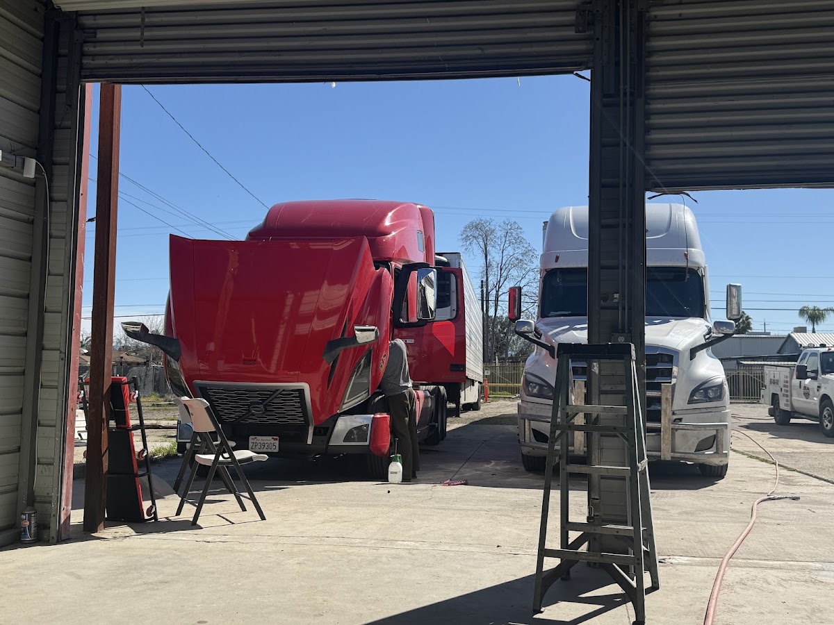 GURAYA Truck Trailer Repair Service