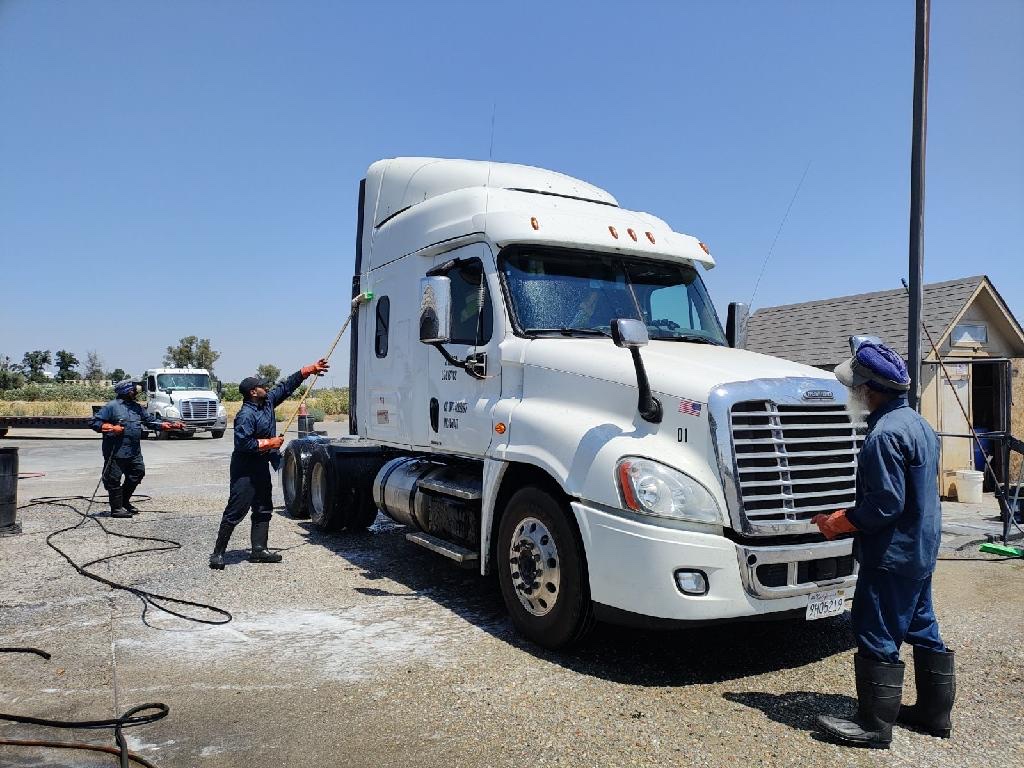 G & S Truck Wash Inc work