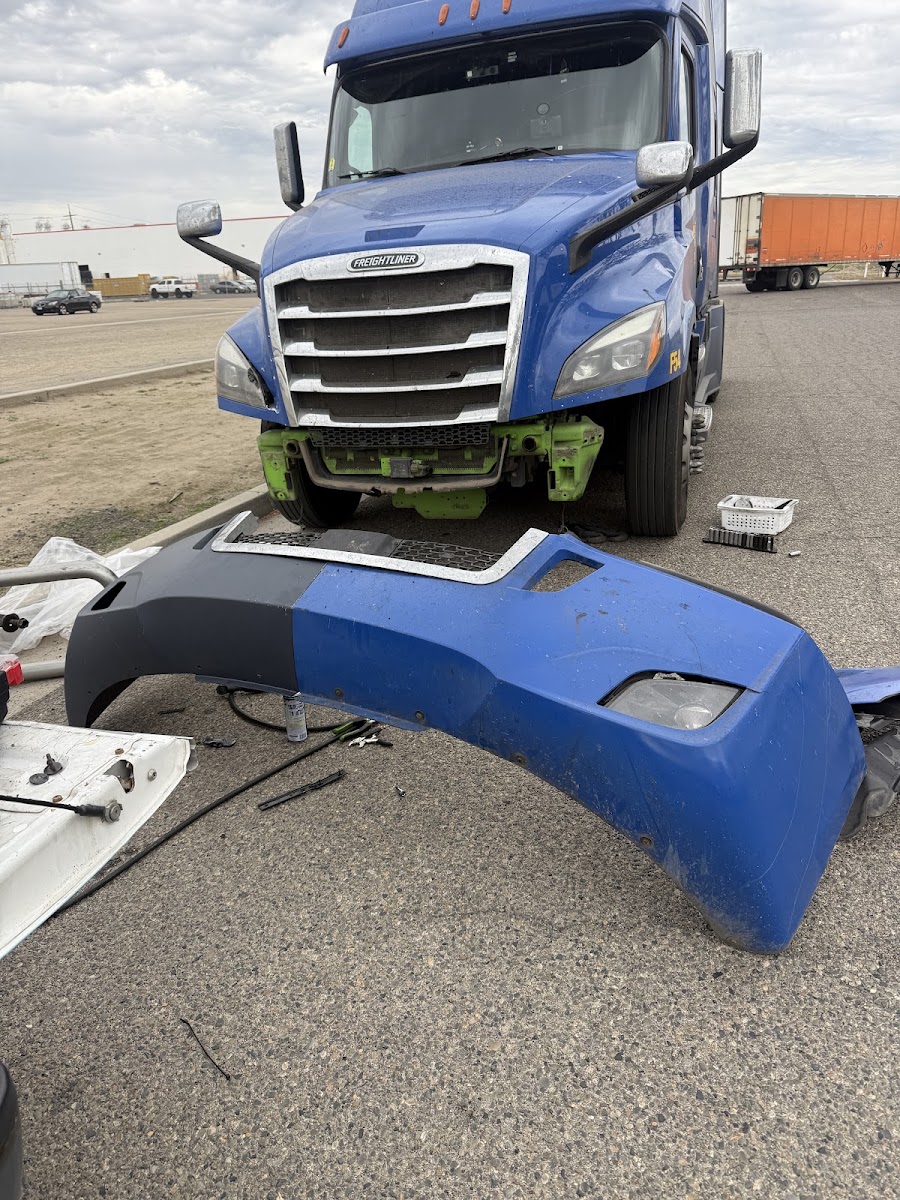 Bhinder Truck & Trailer Repair 24/7