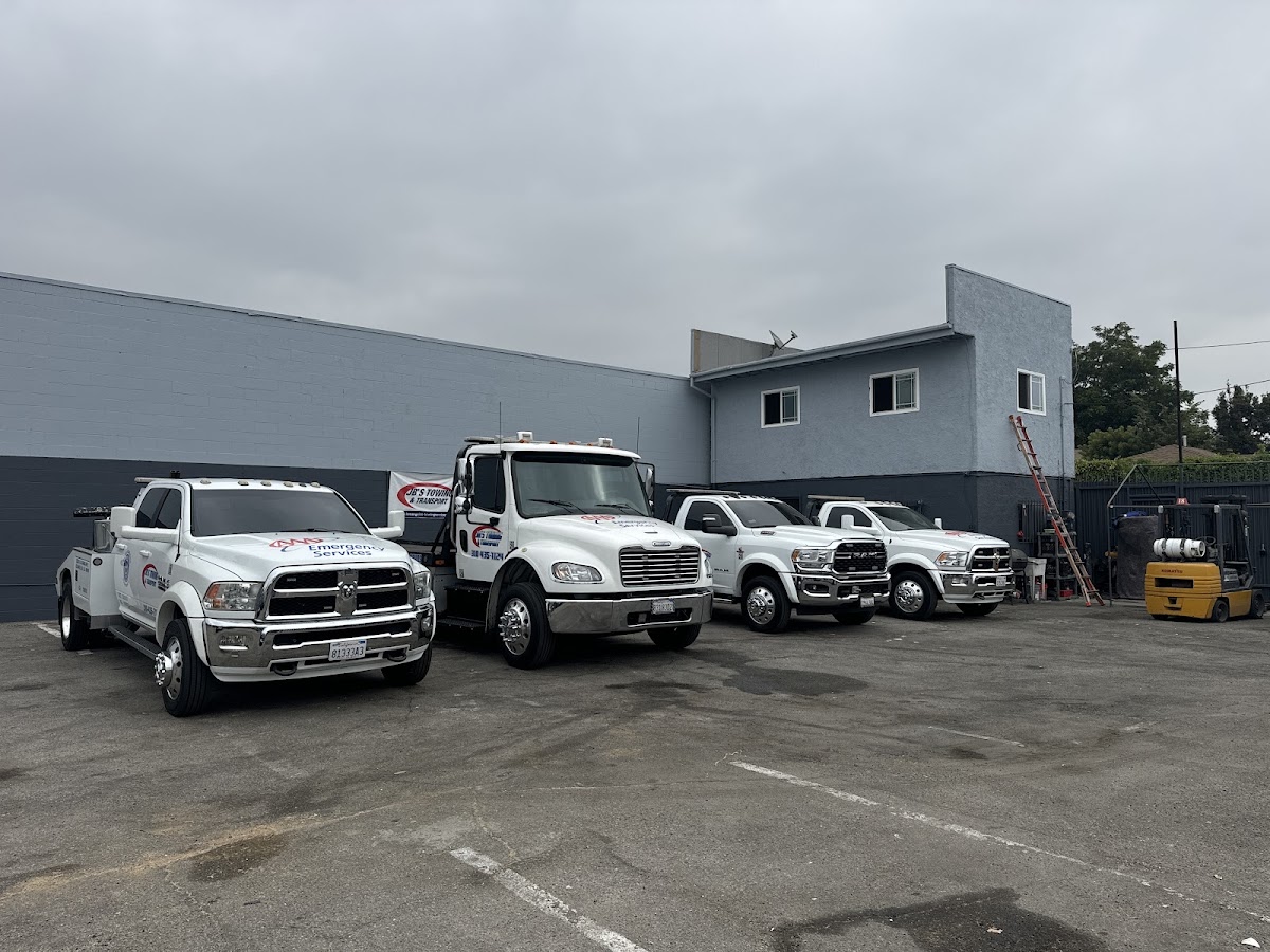 Jb's Towing and Transport