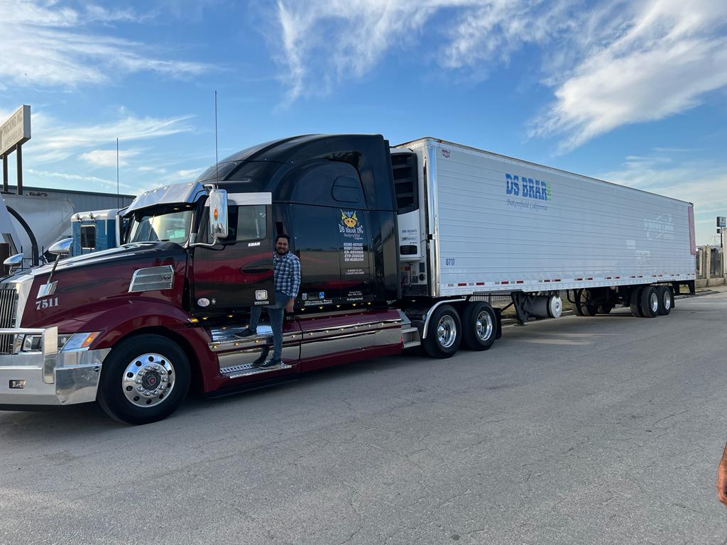 Star B Truck & Trailer Repair Shop work