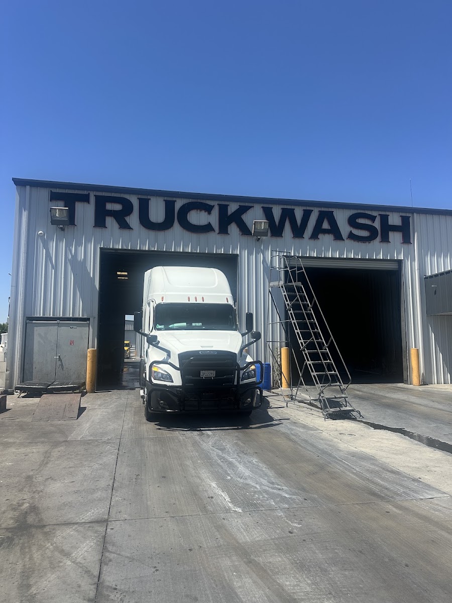 Burns Truck Wash Ripon work