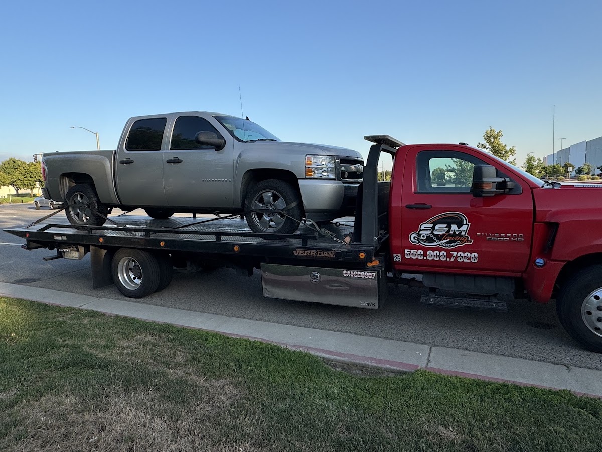S & M Towing LLC work