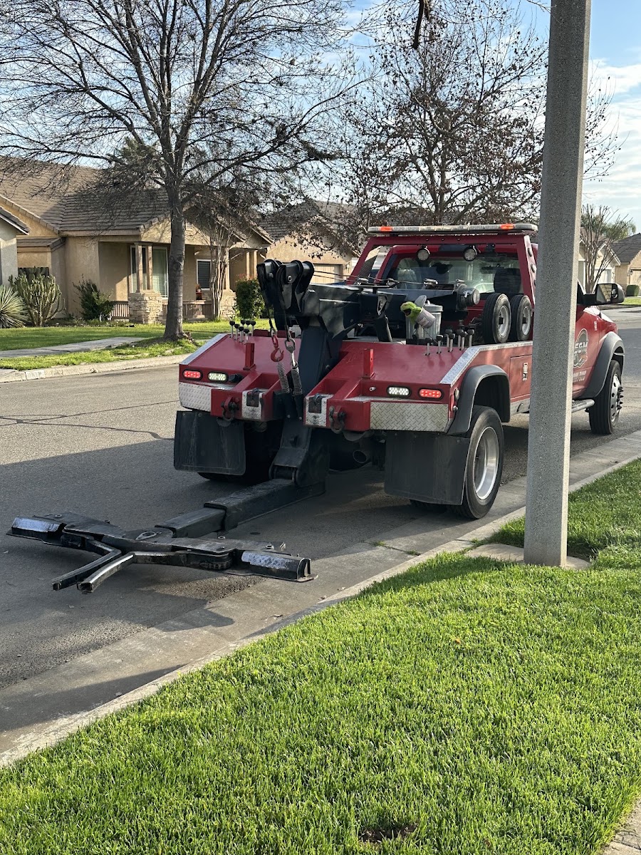 S & M Towing LLC work
