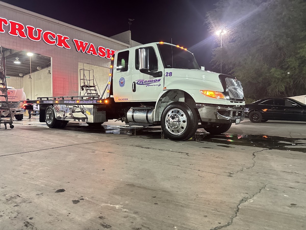 Ramos Heavy Duty Towing Service work