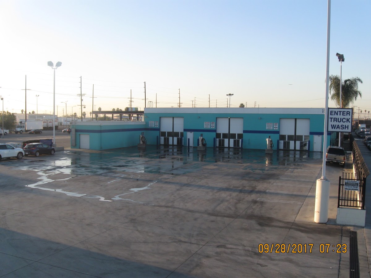 Blue Beacon Truck Wash of Los Angeles