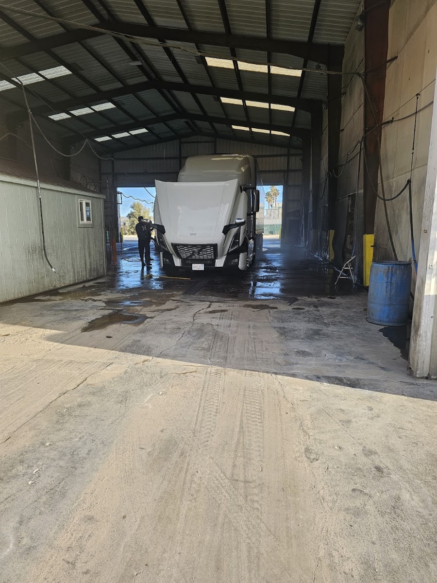 Golden State Truck Wash work